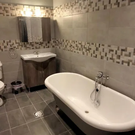 Rose Above Agni With Amazing Views וילה