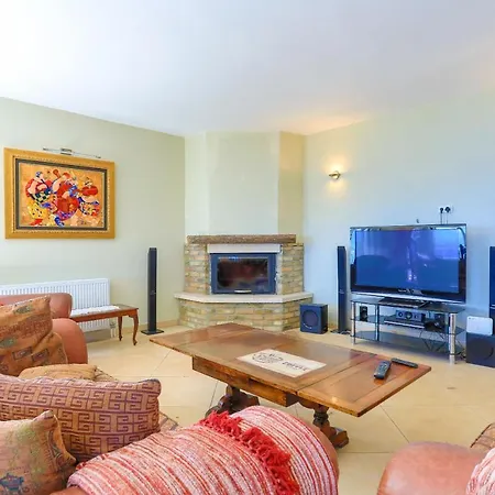 Rose Above Agni With Amazing Views * Kavalleraina