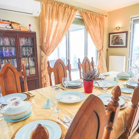 Rose Above Agni With Amazing Views Вилла